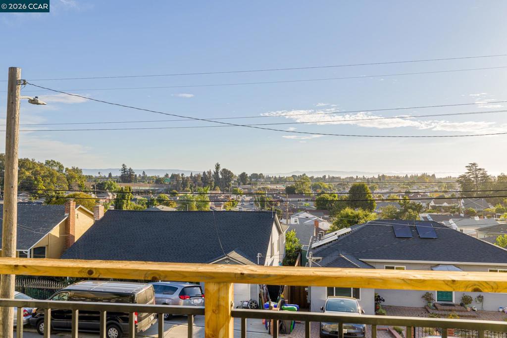 17112 Los Banos St Property Photo 10