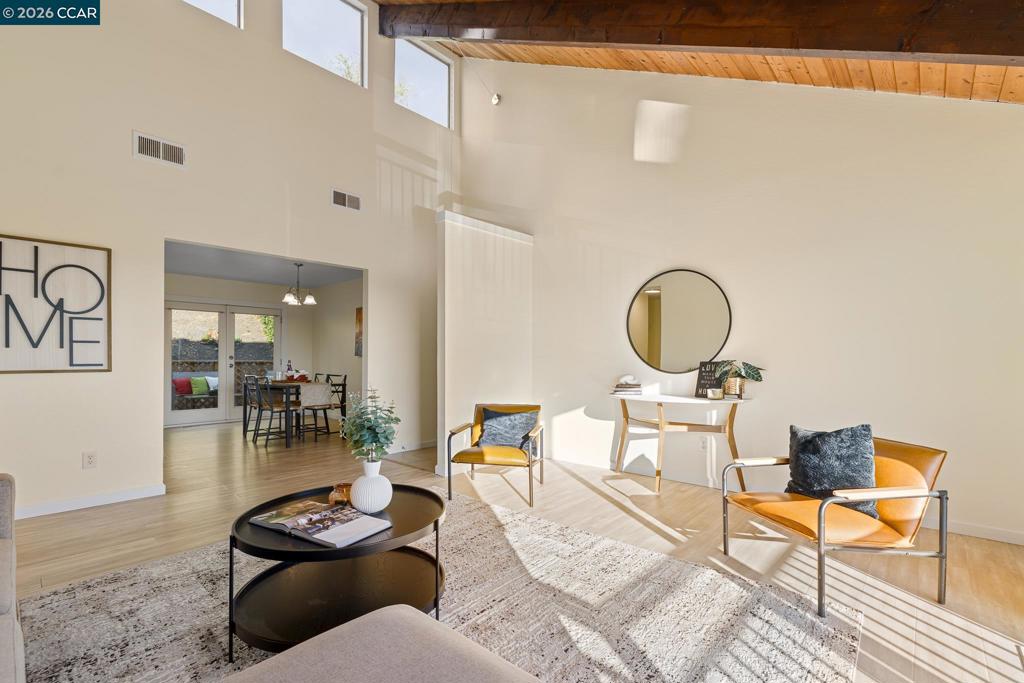 17112 Los Banos St Property Photo 14