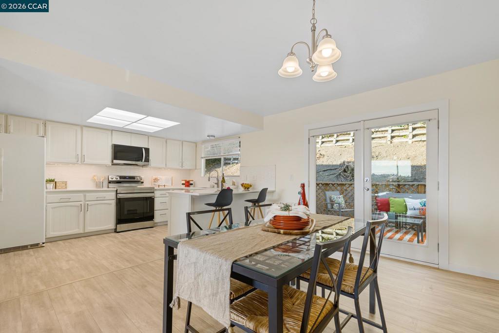 17112 Los Banos St Property Photo 17