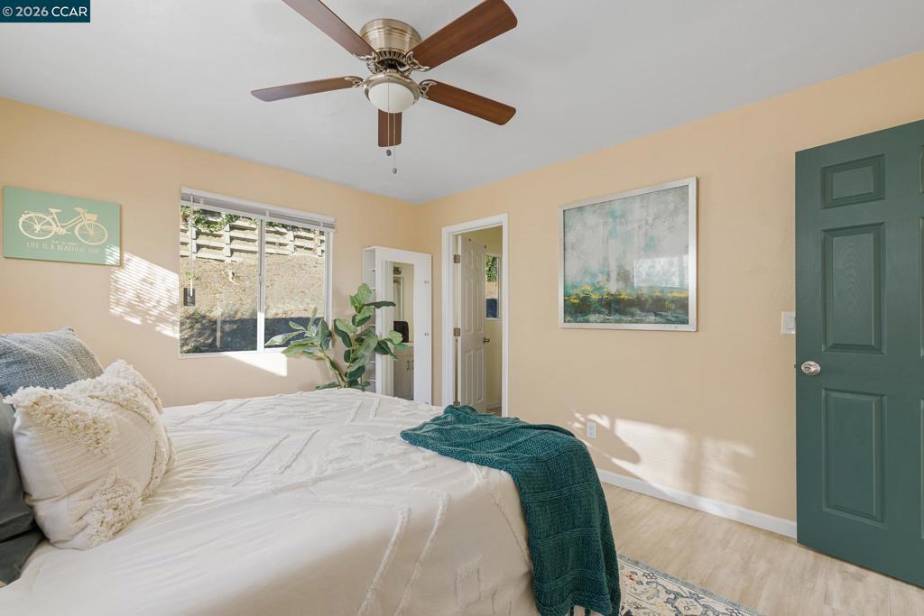 17112 Los Banos St Property Photo 30