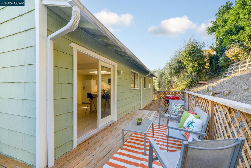 17112 Los Banos St Property Photo 43