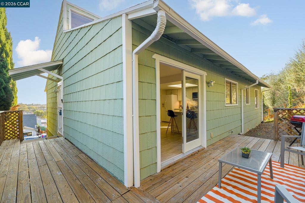 17112 Los Banos St Property Photo 45
