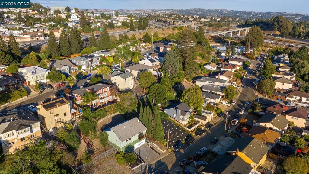 17112 Los Banos St Property Photo 55