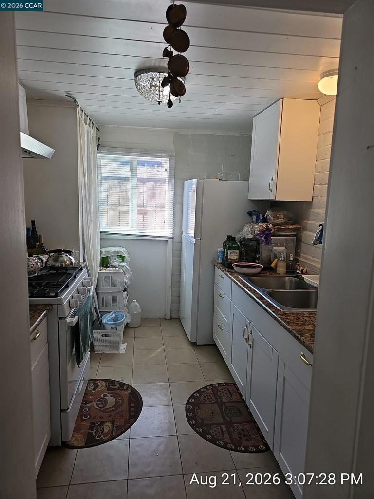 2947 Clayton Road Property Photo 5