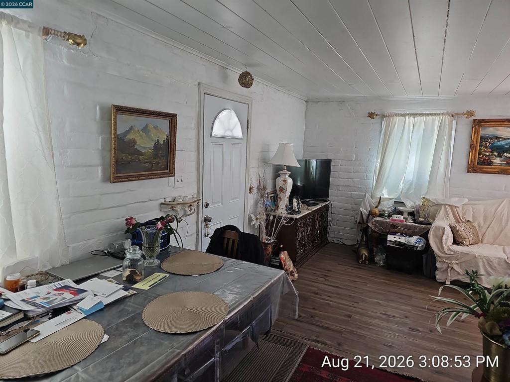 2947 Clayton Road Property Photo 9