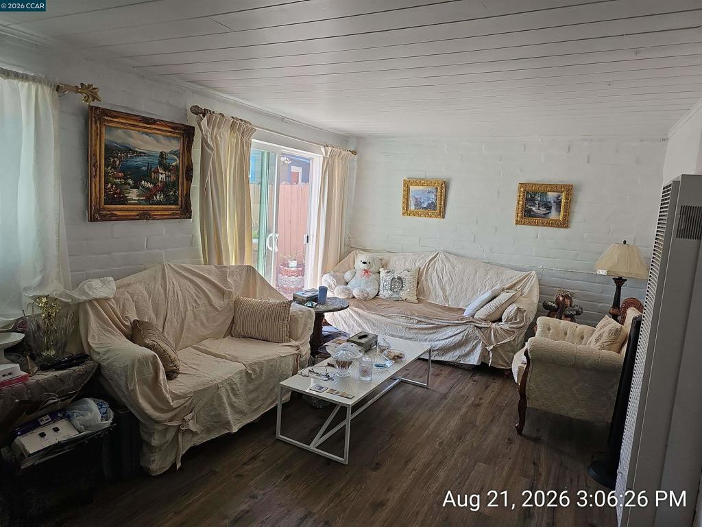 2947 Concord Blvd Property Photo 2