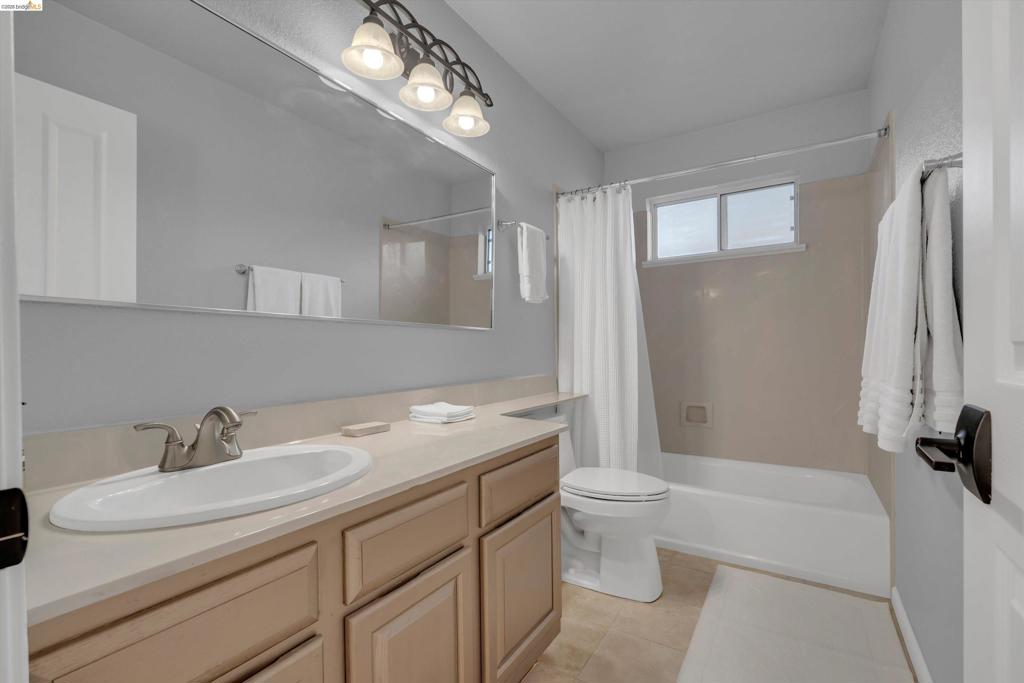 1835 Mountview Ter Property Photo 21