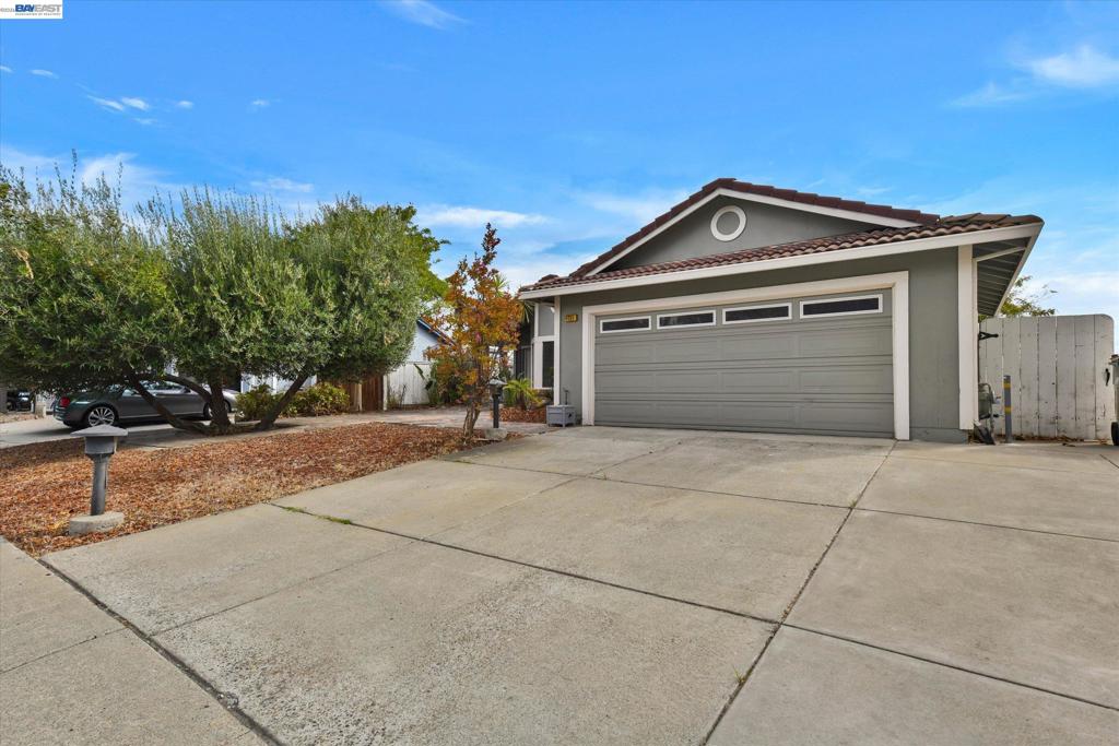 4205 Palomar Dr Property Photo 1
