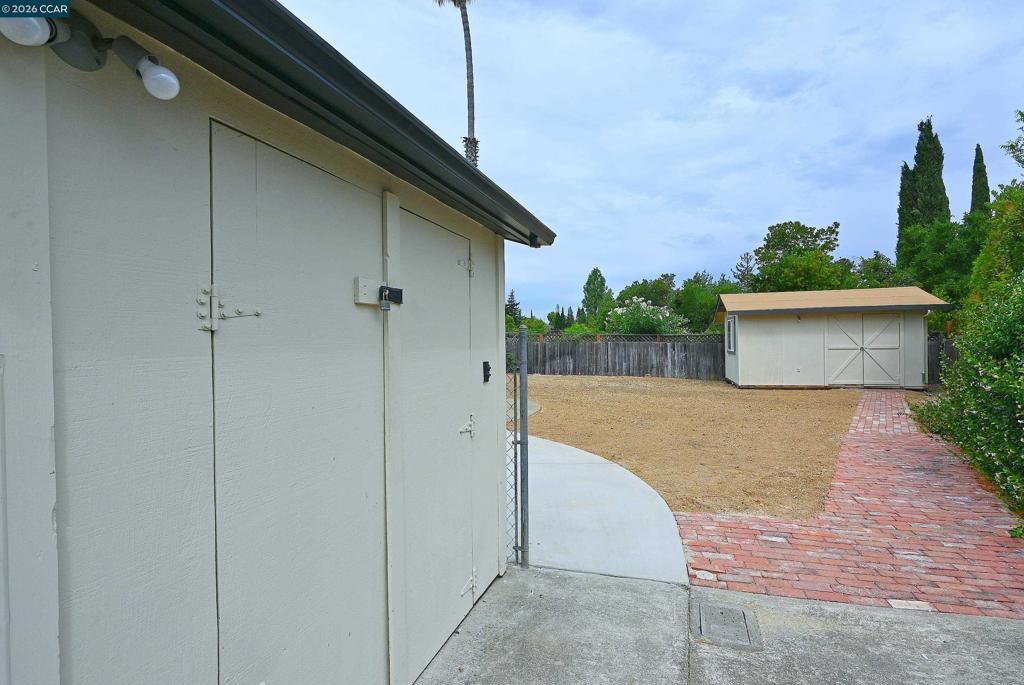 21 Eric Ct Property Photo 63