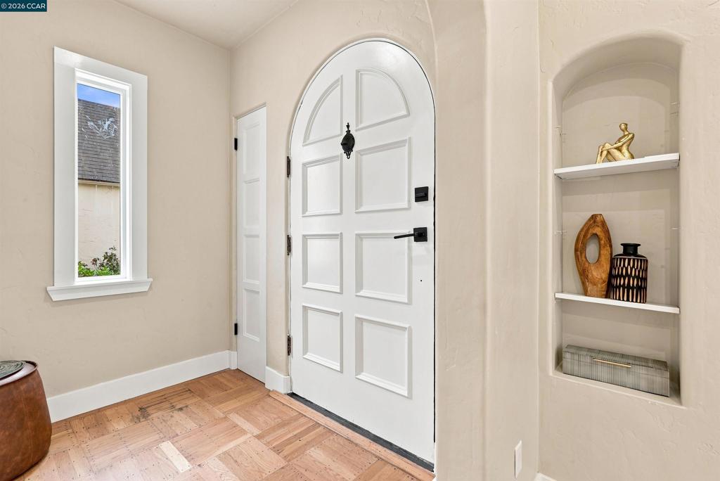 5672 Carberry Avenue Property Photo 4