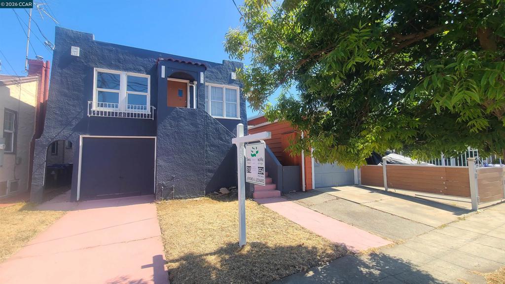 670 30th Street Property Photo 1