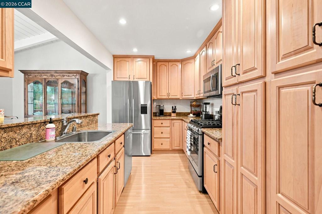 1463 Via Loma Property Photo 12