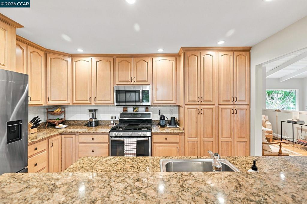 1463 Via Loma Property Photo 13