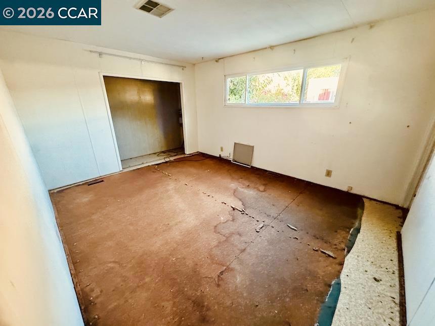 262 Carob Way Property Photo 5