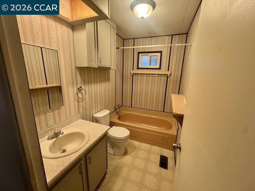 262 Carob Way Property Photo 11