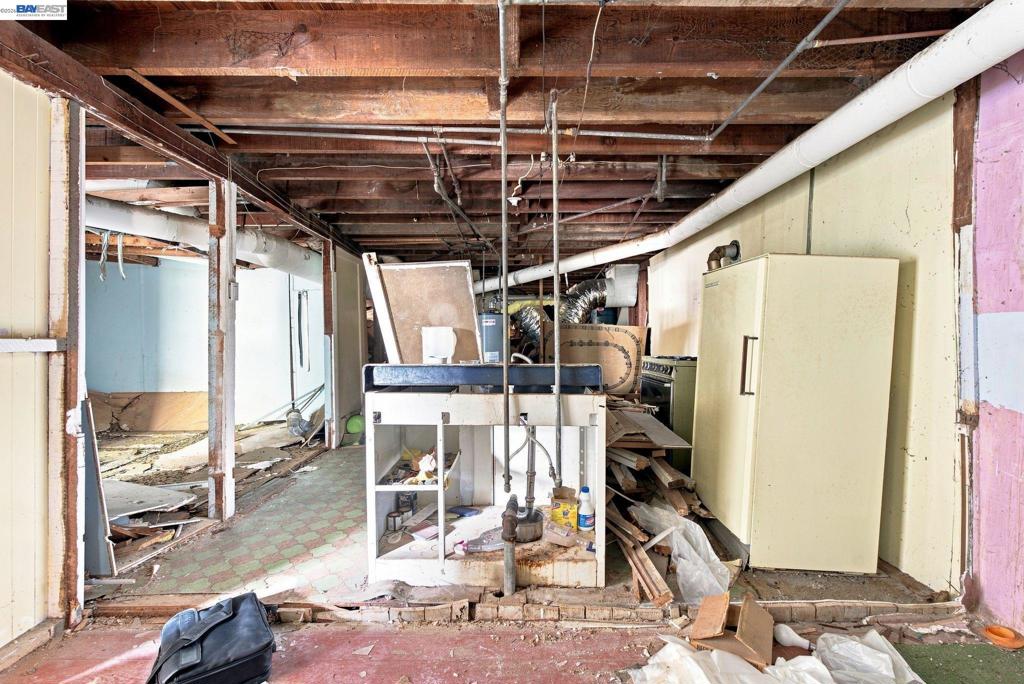 4621 Park Blvd Property Photo 35