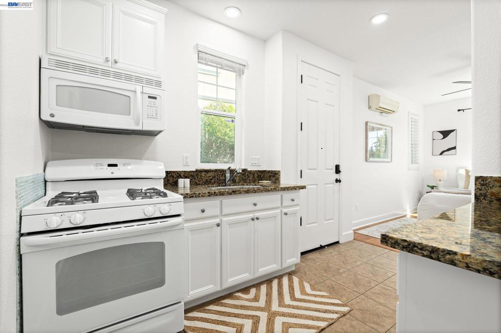 5131 Montiano Ln Property Photo 19