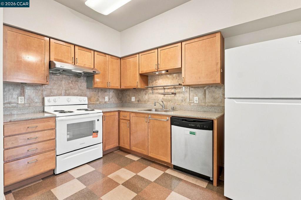 1740 Bancroft Ave 4507 Property Photo 6