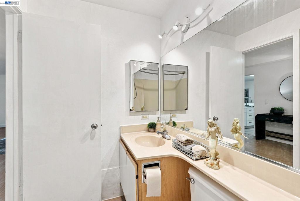 2901 Macarthur Blvd 103 Property Photo 25