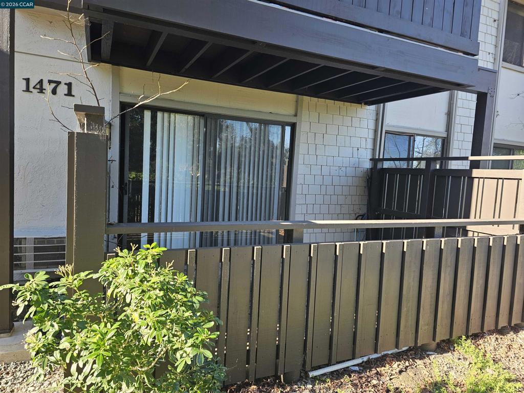1471 Marchbanks Dr 2 Property Photo 1
