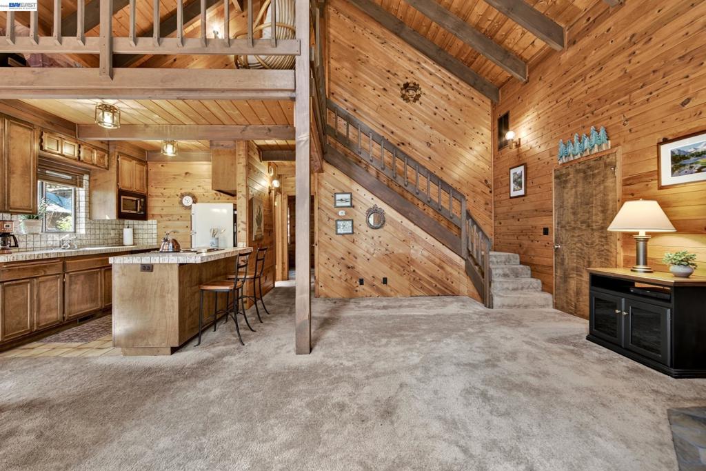 12057 Bennett Flat Rd Property Photo 14