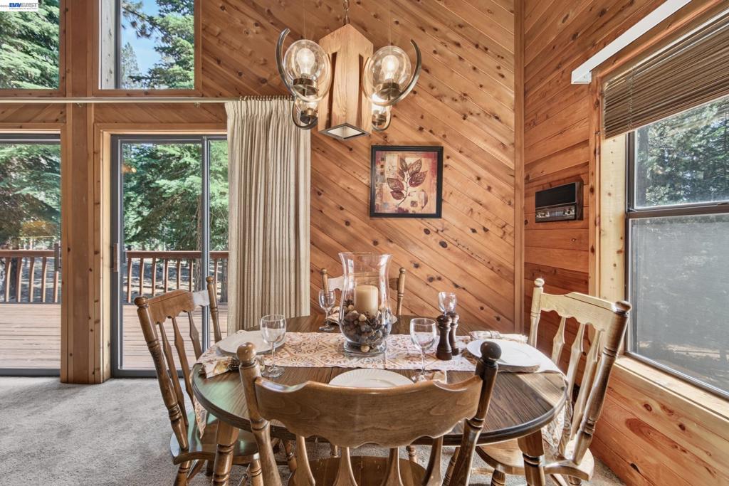 12057 Bennett Flat Rd Property Photo 19