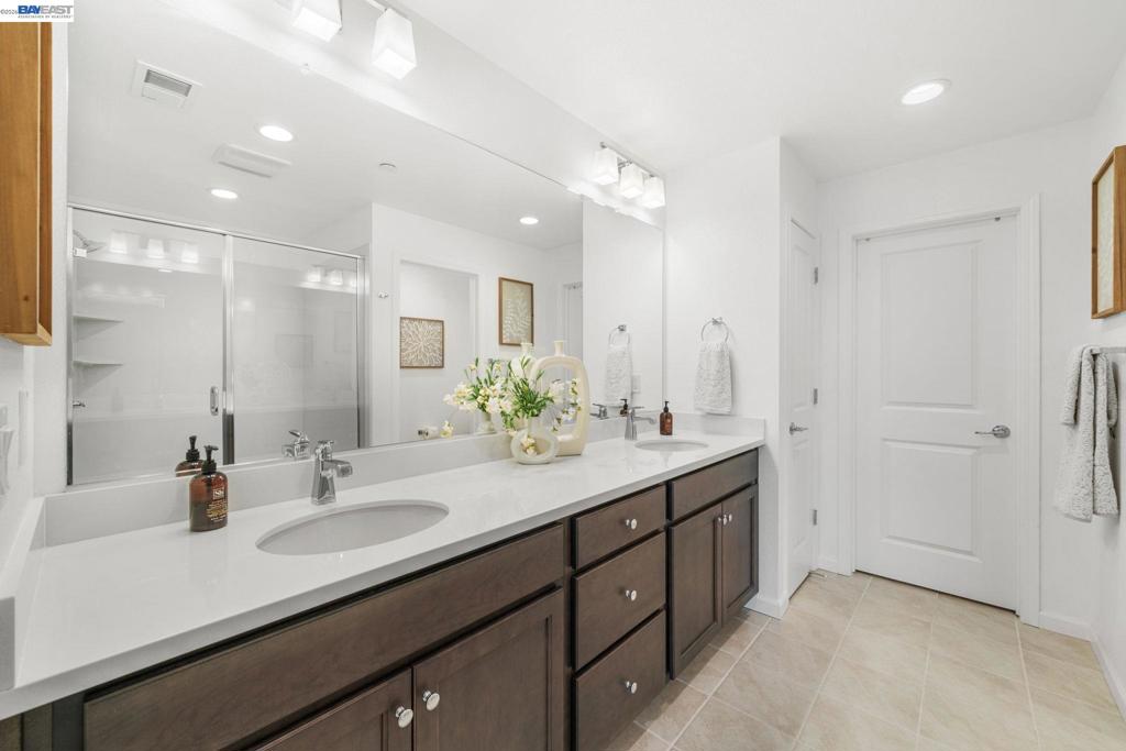6288 Diamond Way Property Photo 28