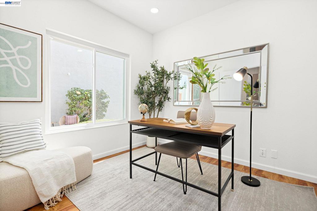 5439 Sunstar Commons Property Photo 19
