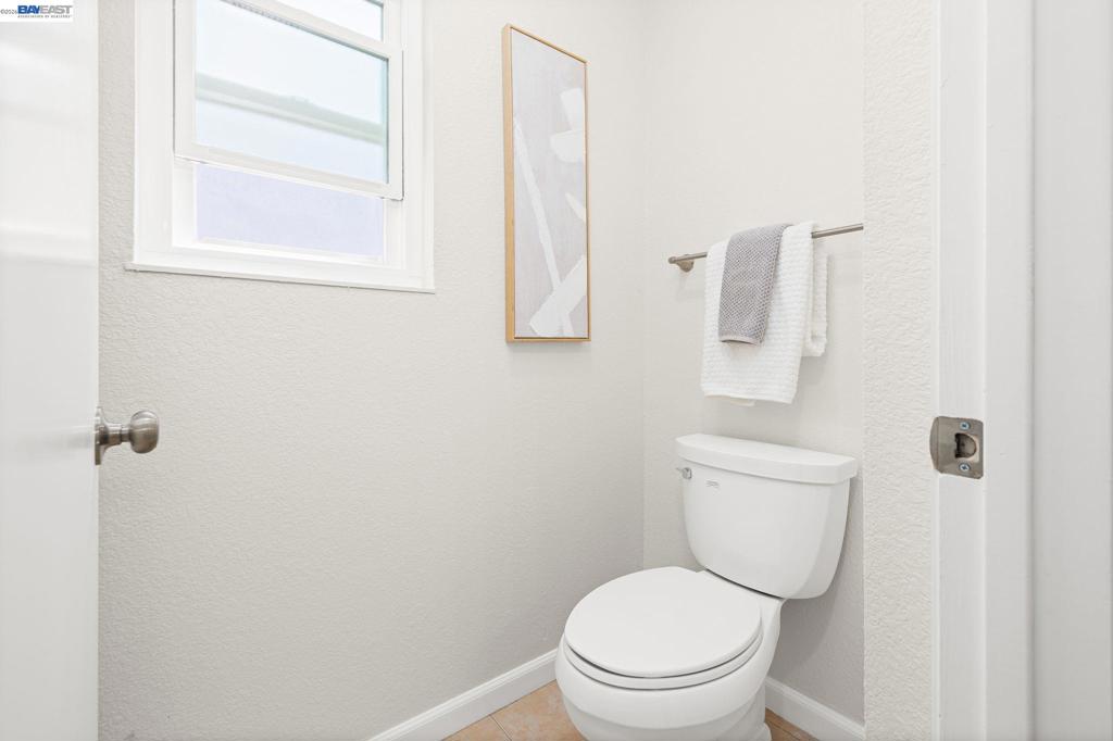 5439 Sunstar Commons Property Photo 35