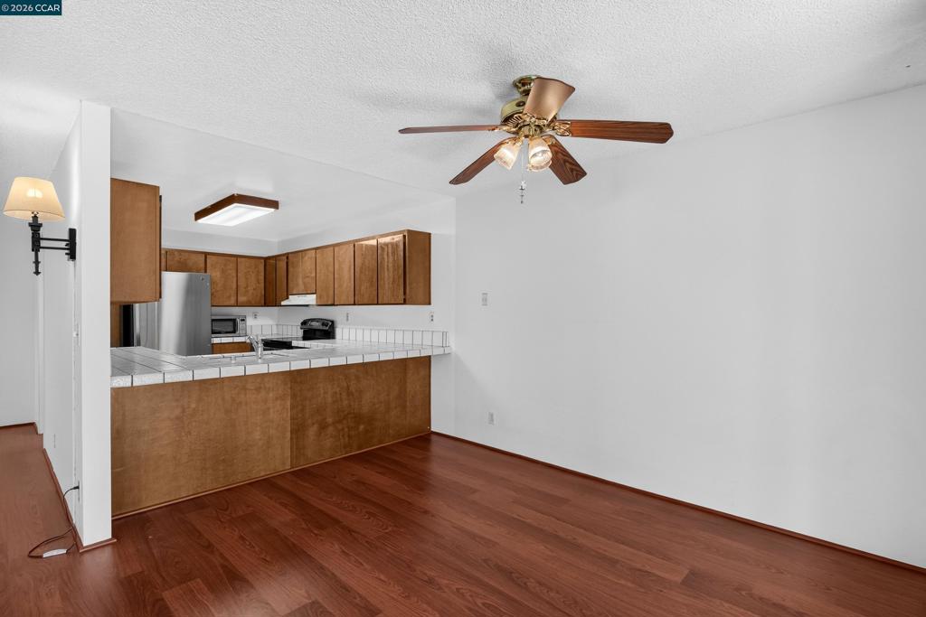 1729 Dalessi Dr Property Photo 19