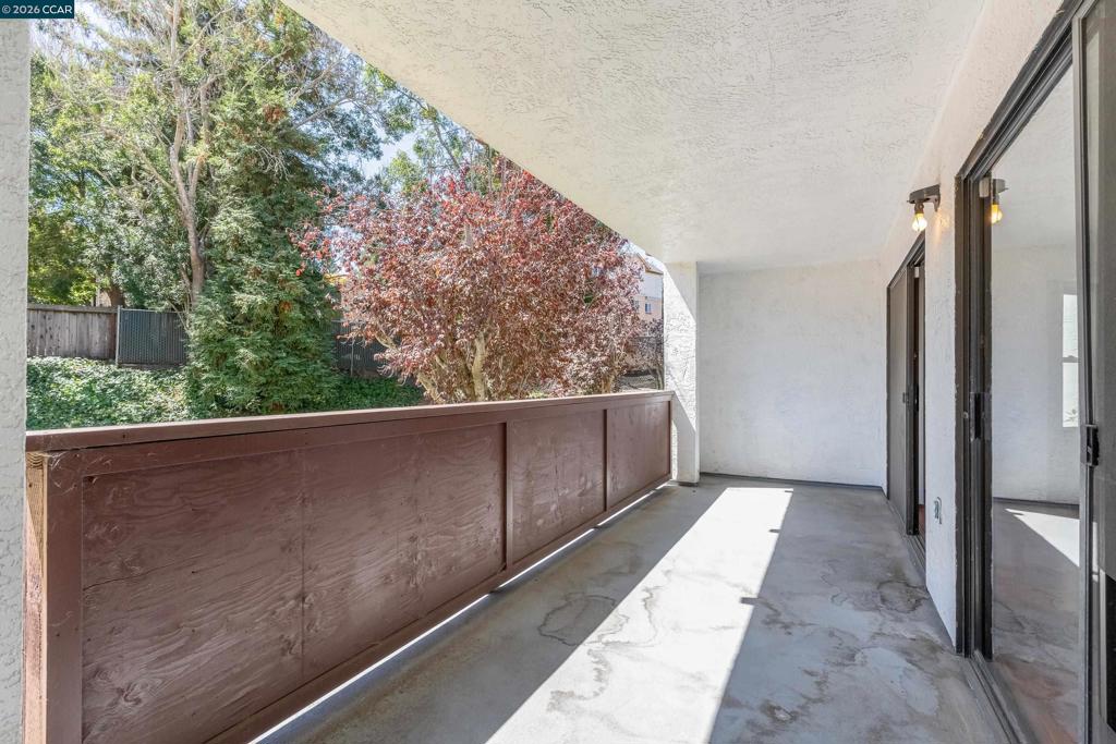 1729 Dalessi Dr Property Photo 29