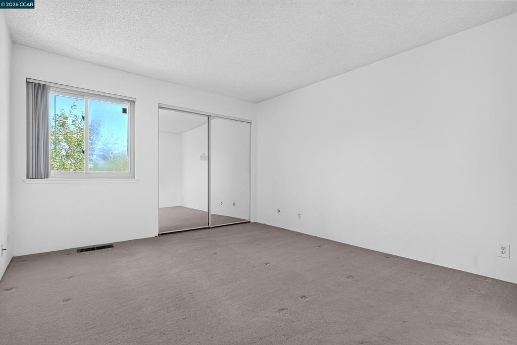 1729 Dalessi Dr Property Photo 33