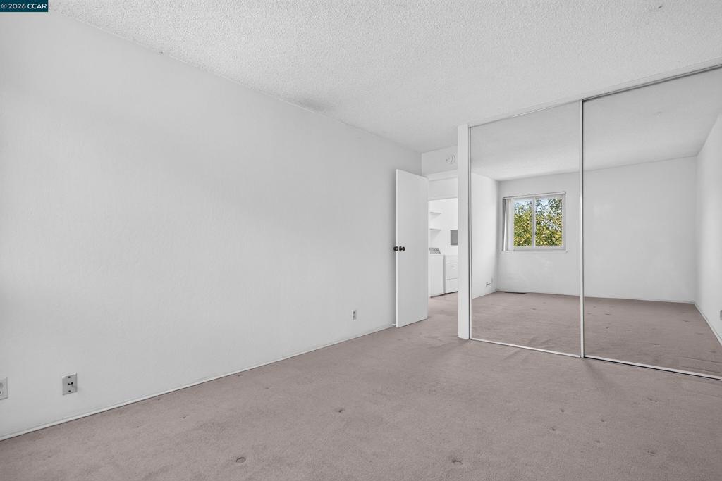 1729 Dalessi Dr Property Photo 44