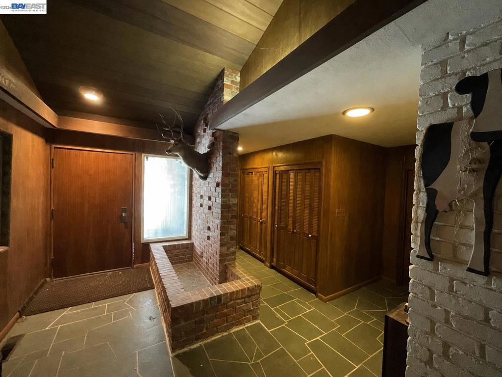 11251 Reuss Rd Property Photo 7