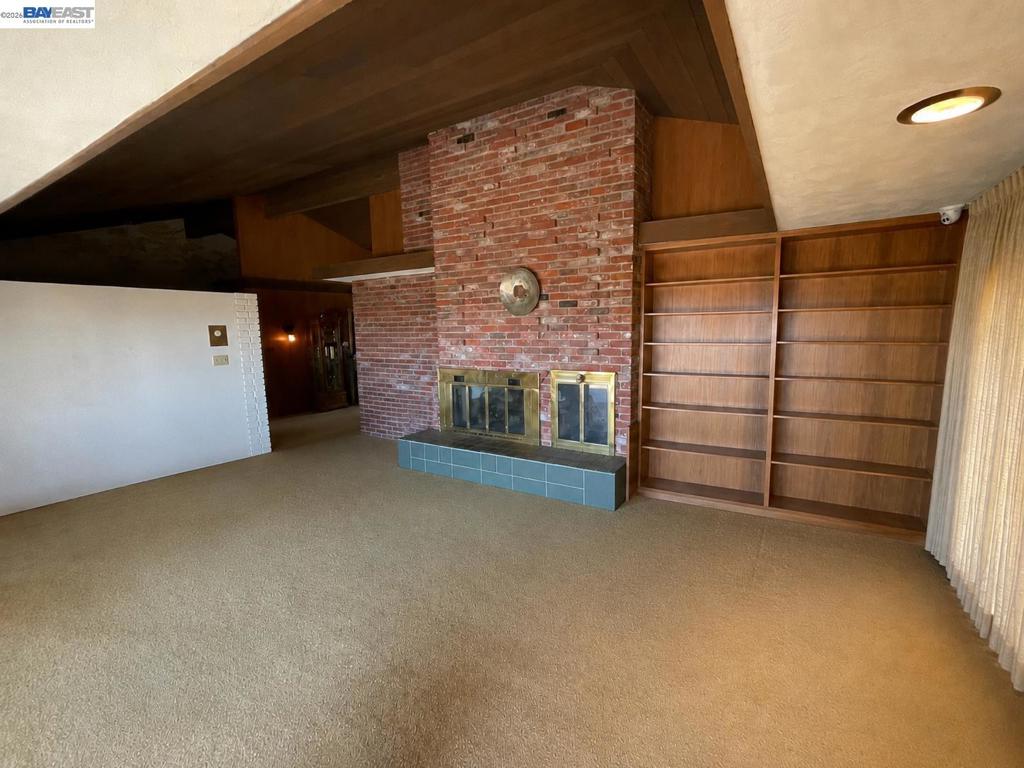 11251 Reuss Rd Property Photo 9