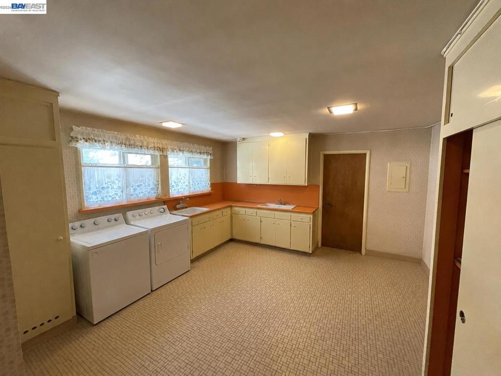 11251 Reuss Rd Property Photo 15