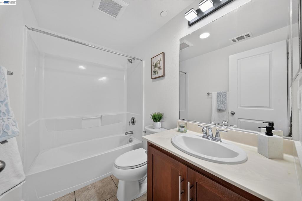 1656 Lee Way Property Photo 36