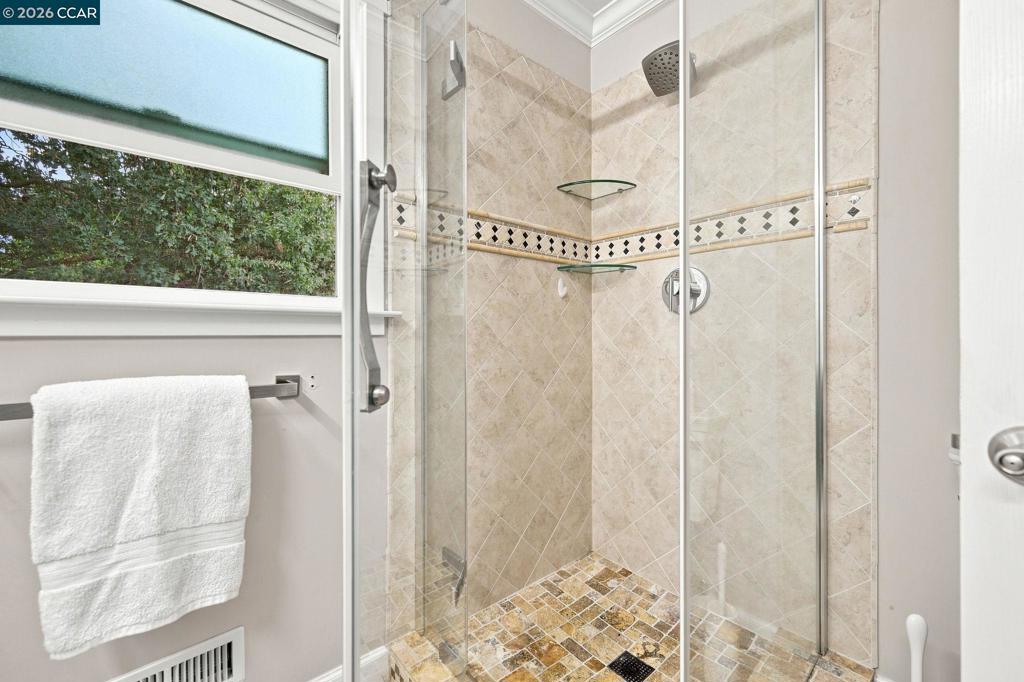 4074 Hamlet Ct Property Photo 25