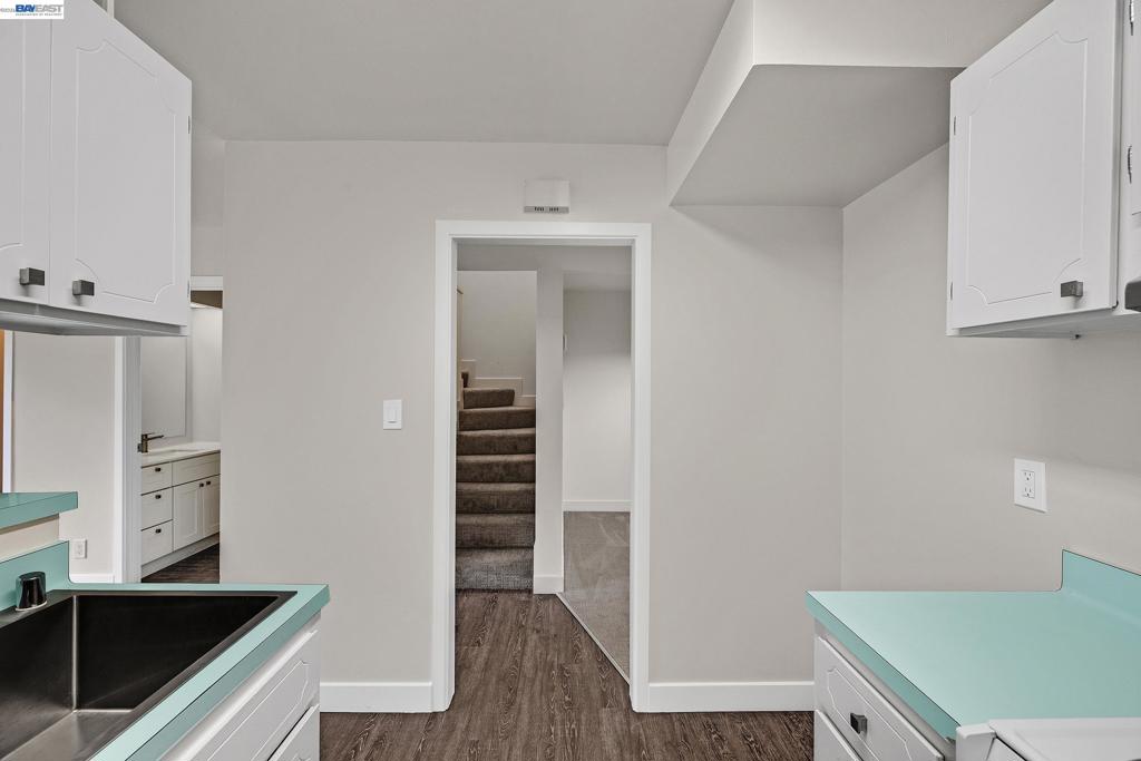 3122 La Cresta Property Photo 7