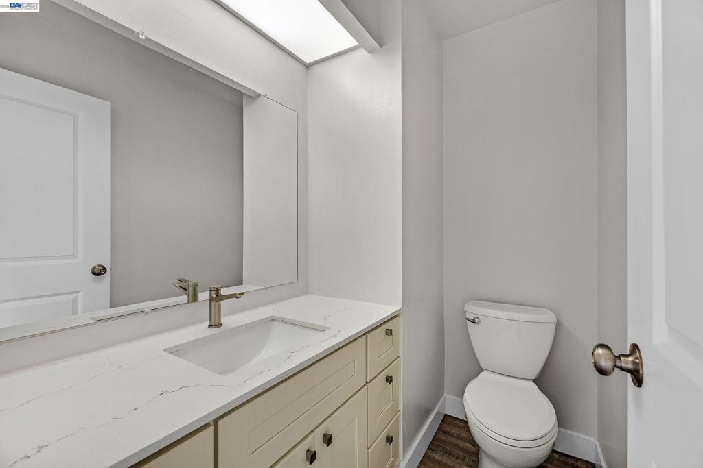3122 La Cresta Property Photo 11
