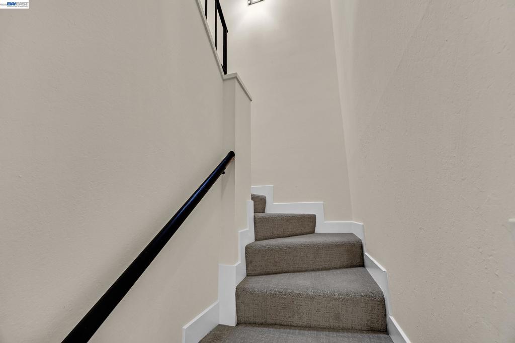 3122 La Cresta Property Photo 13