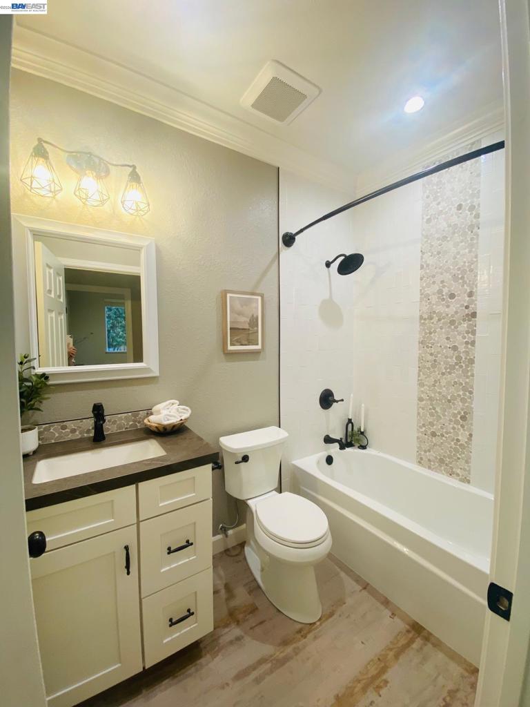 6492 Altamar Cir Property Photo 36