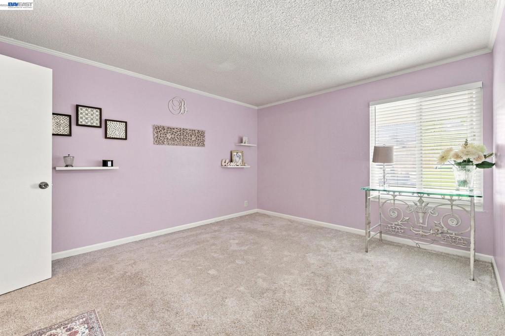 2716 Oak Rd 111 Property Photo 13