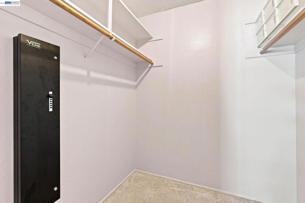 2716 Oak Rd 111 Property Photo 17