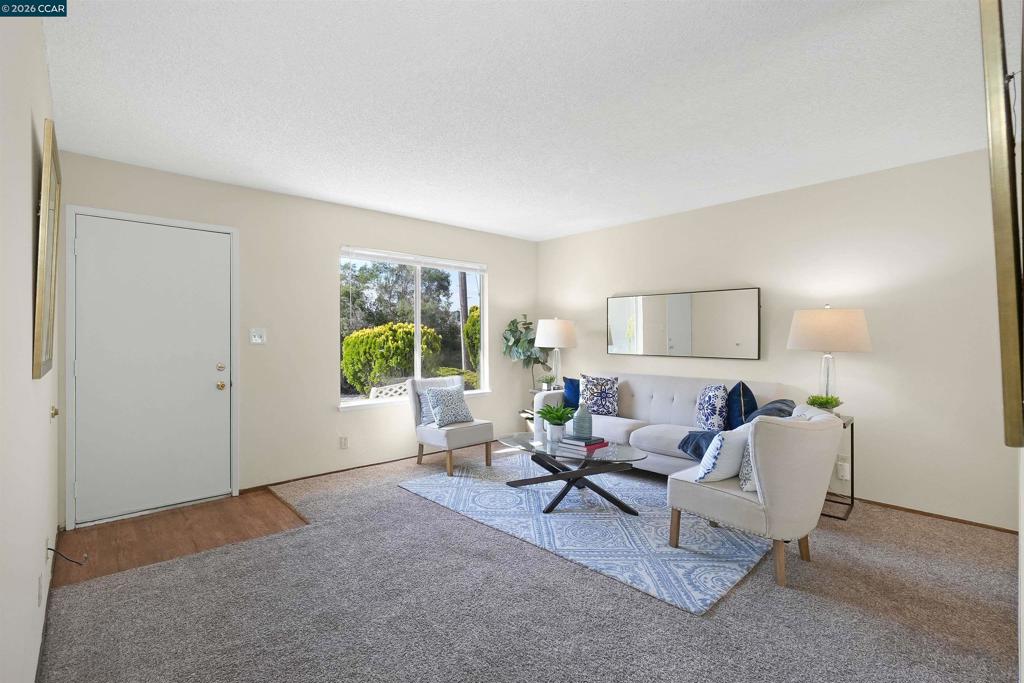 2506 Henry Ave Property Photo 17