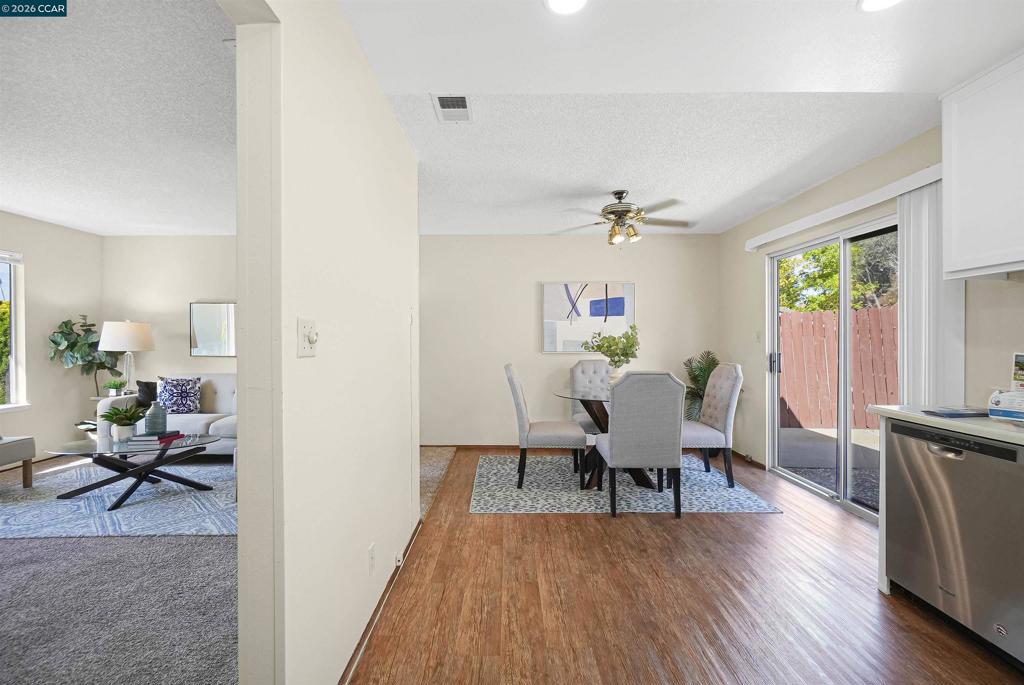 2506 Henry Ave Property Photo 22