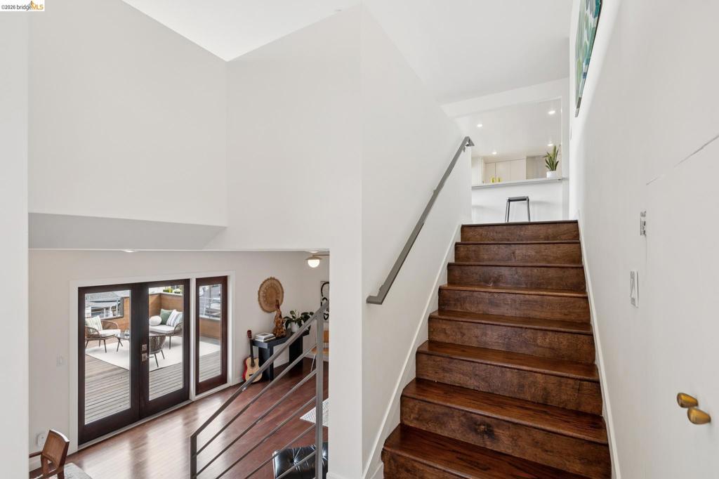 855 Washington Property Photo 7