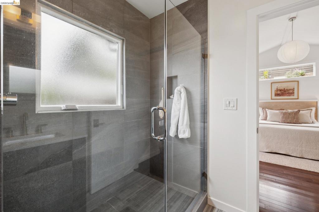 855 Washington Property Photo 30
