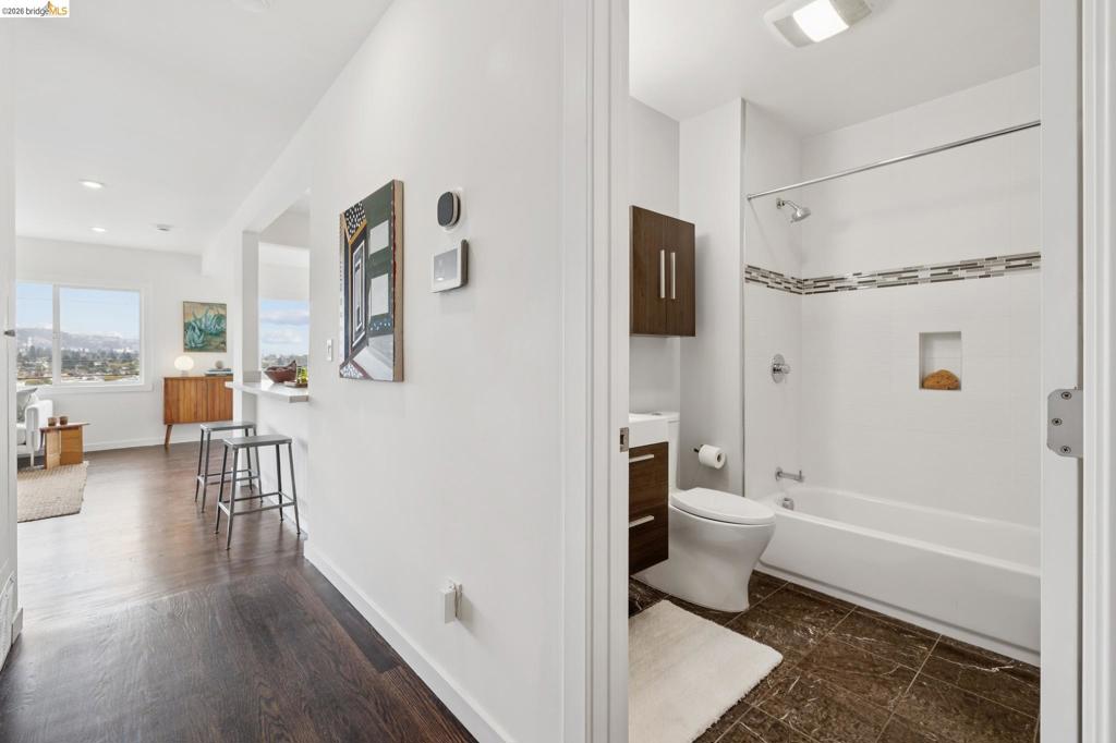 855 Washington Property Photo 41
