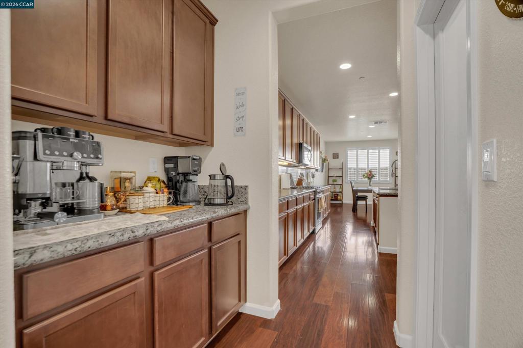 816 Pathfinder Property Photo 15